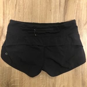 Lululemon Speed Shorts black size 4